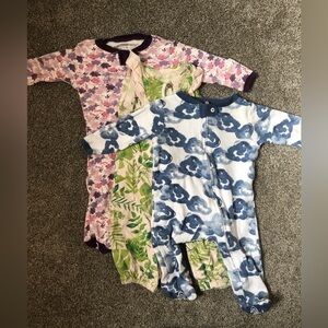 Burt’s Bees Baby Romper Footie One Piece Set of 3 Size 0-3 Months Colorful